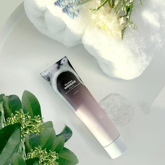 Haruharu Wonder Black Rice Moisture Soft Cleansing Gel - Gentle pH 5.5 Face Cleanser (100ml)